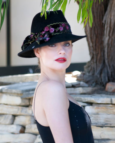 LOUISE GREEN BEIGE STRAW HAT WITH OPEN BLACK LATICE!